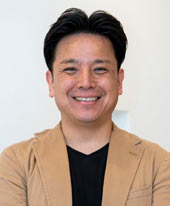 西尾 典晃 さん